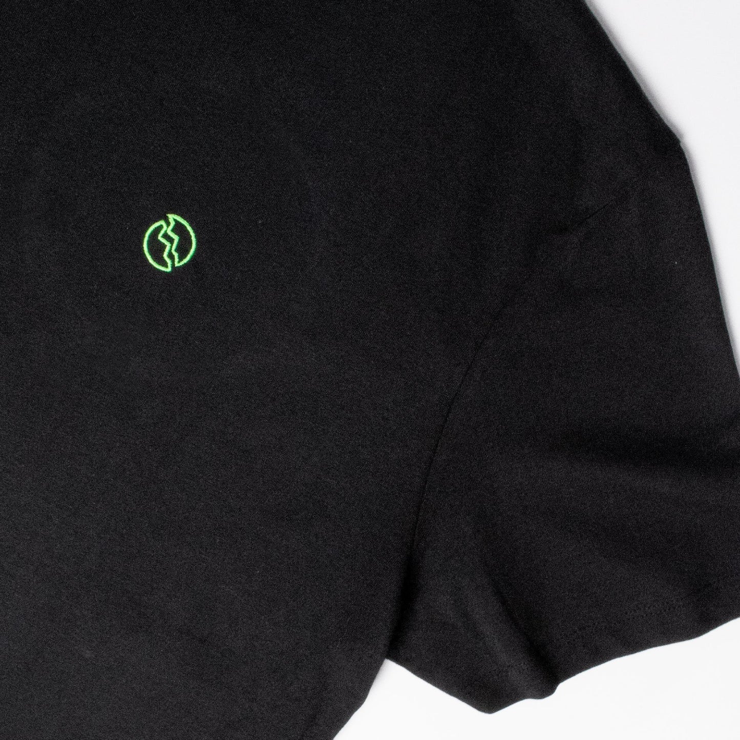 Minimal - over nera