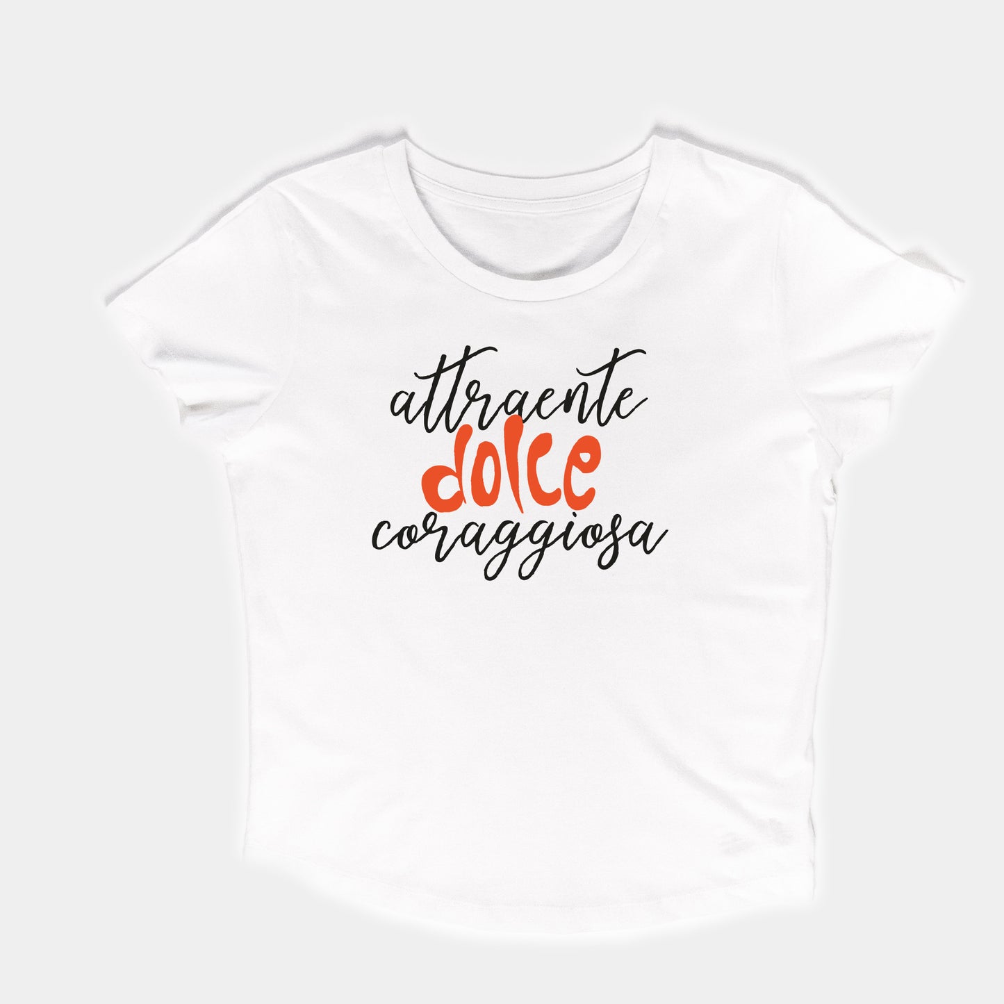 Attraente dolce coraggiosa